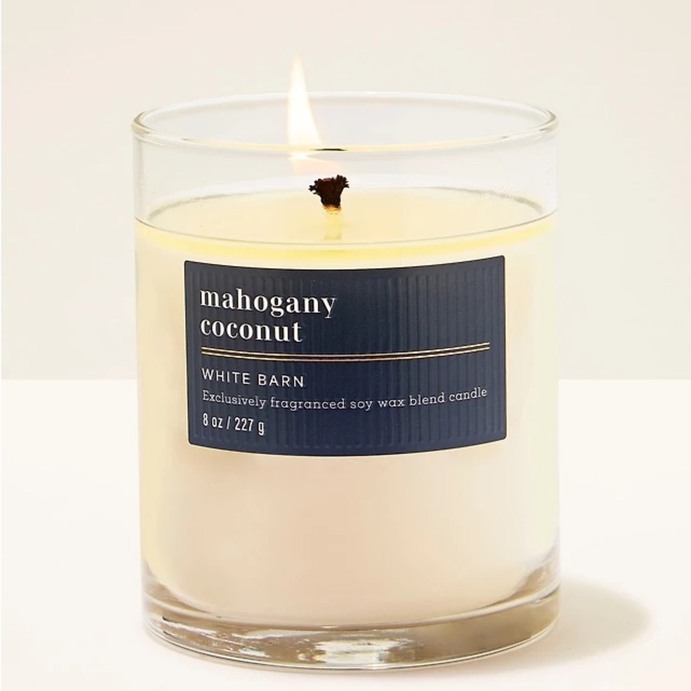 🥥 Bath & Body Works Whitebarn Mahogany Coconut Single-wick Candle